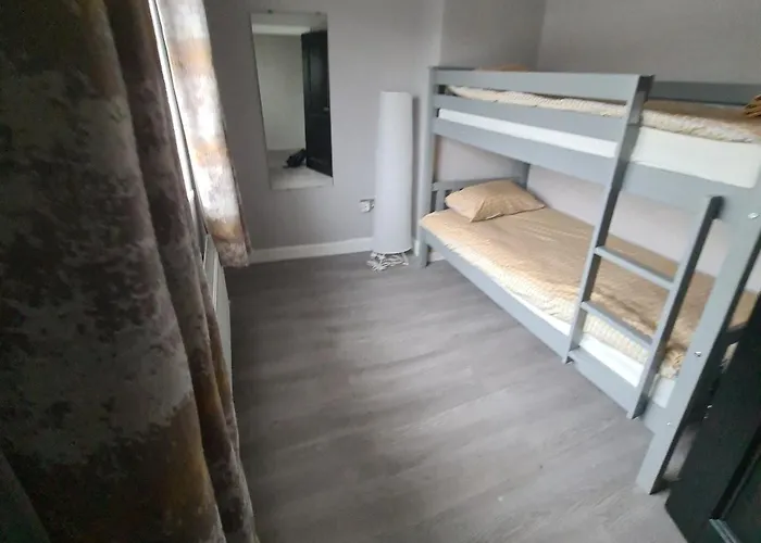 Airport Shared 더블린